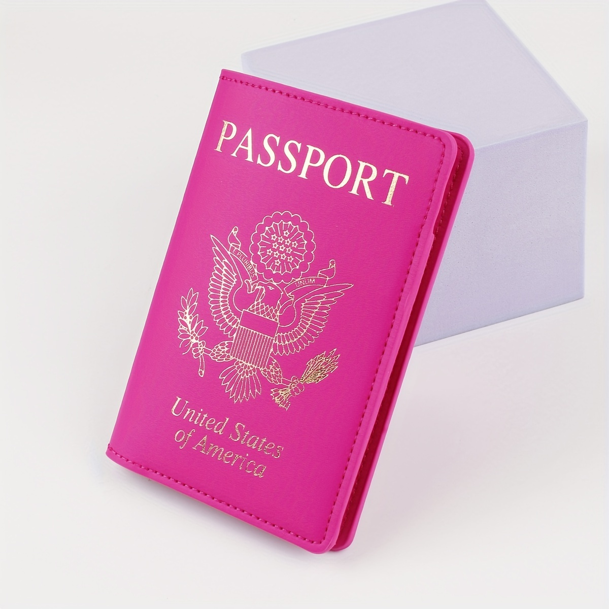 Porte-passeport pour les essen - Women'S Essential Accessories avis et prix